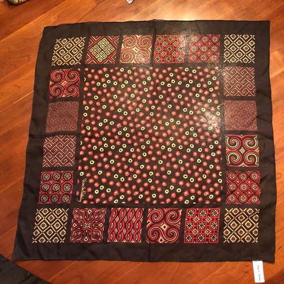 Diane Von Furstenberg Scarf - Picture 3 of 5
